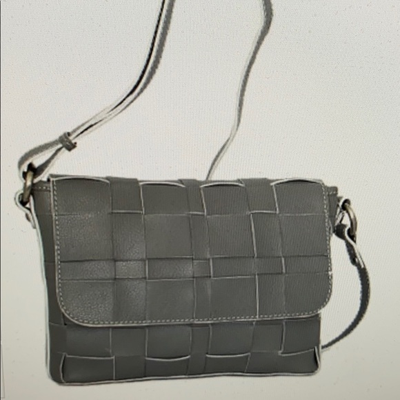 Nino BOSSI Handbags - EUC! 🇬🇧 UK Leather Crossbody